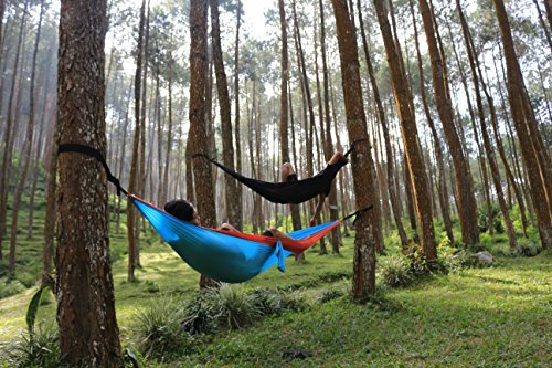 ALPHA CAMP Double Camping Hammock Parachute Hammock with Tree Straps Ultralight Portable for Backpacking Travel Hiking Beach Yard, Blue Black - Thumbnail 6
