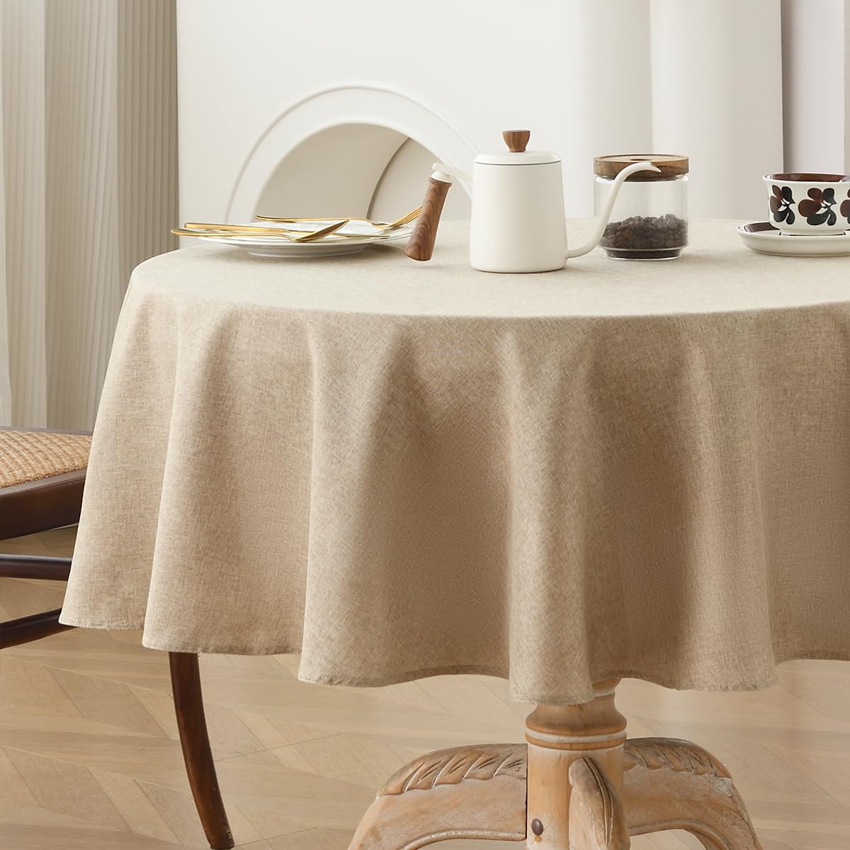 Wracra Waterproof Round Tablecloth for 4 to 6 Seater, Round 140cm Linen Style Indoor Outdoor Tablecloths, Wrinkle Resistant Washable Polyester Table Cloth for Daily Use (Nature Coffee, Round 140cm)