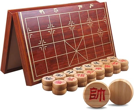 Amazon Co Jp ポータブル中国チェスセット Xiangqi旅行ゲームセット 折りたたみ式木製ボックス 伝統的な戦略教育ボードゲーム 2人用18 X 16 5インチ ホーム キッチン
