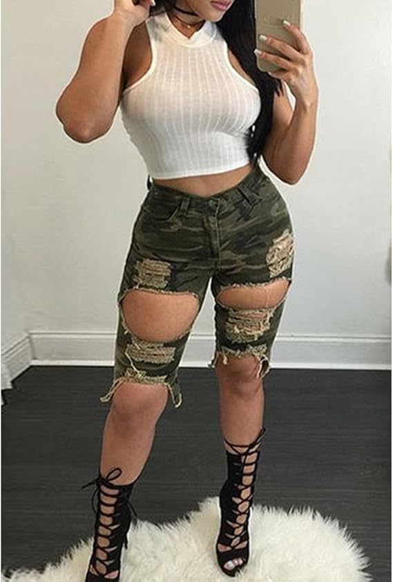 ripped bermuda shorts outfit