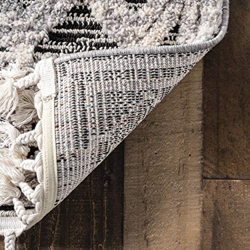 nuLOOM Ansley Soft Lattice Textured Tassel Area Rug, 4' x 6', Grey