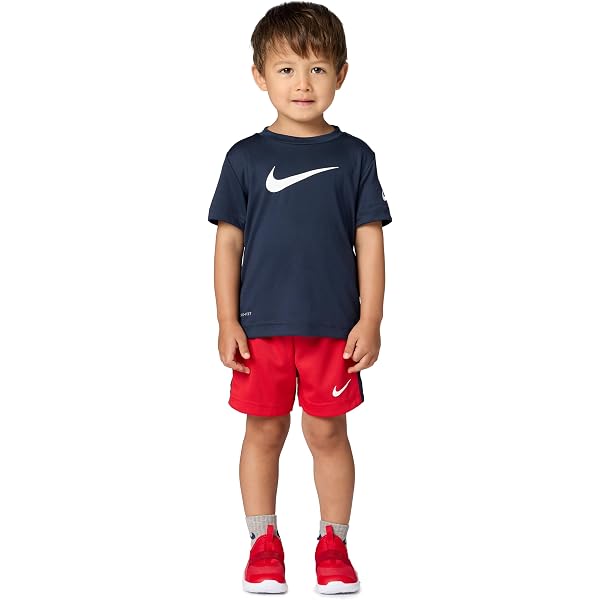 Amazon.com: Nike Boy`s Dri Fit Logo Graphic Shirt & Shorts 2 Piece