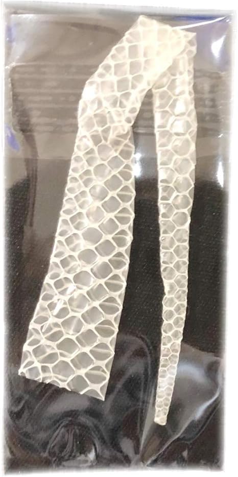 Amazon Co Jp 白蛇 抜け殻 開運 １個 尻尾 神社 祈願済み グッズ 祈願 シッポ 希少 お金 金運アップ 風水 開運 運気アップ ご利益あり 宝くじ お清め 商売繁盛 合格 祈願 神社 お金 希少 ホーム キッチン