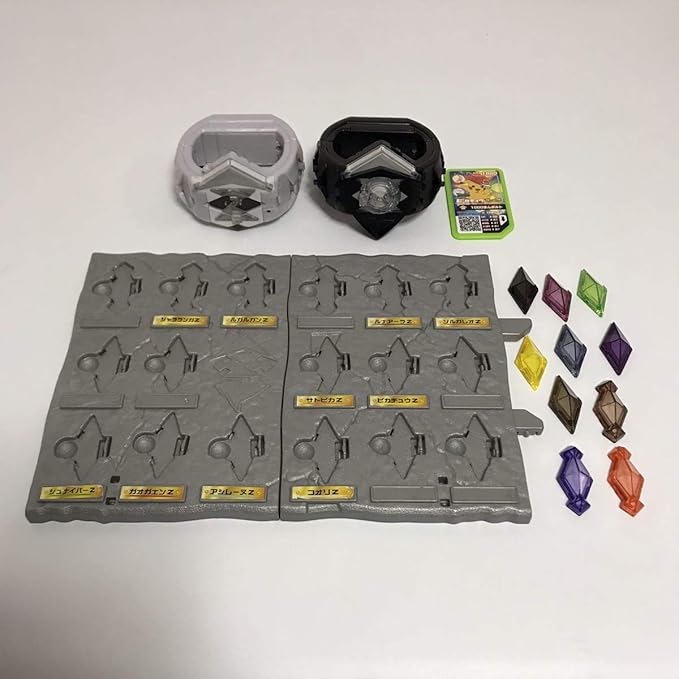 Amazon Co Jp 動作品zリング Zパワーリング Zクリスタル10個セット ボード トレッタ付き ポケットモンスター ポケモン おもちゃ