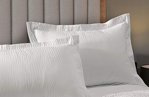Amazon Com Courtyard By Marriott Textured Pillow Sham 1