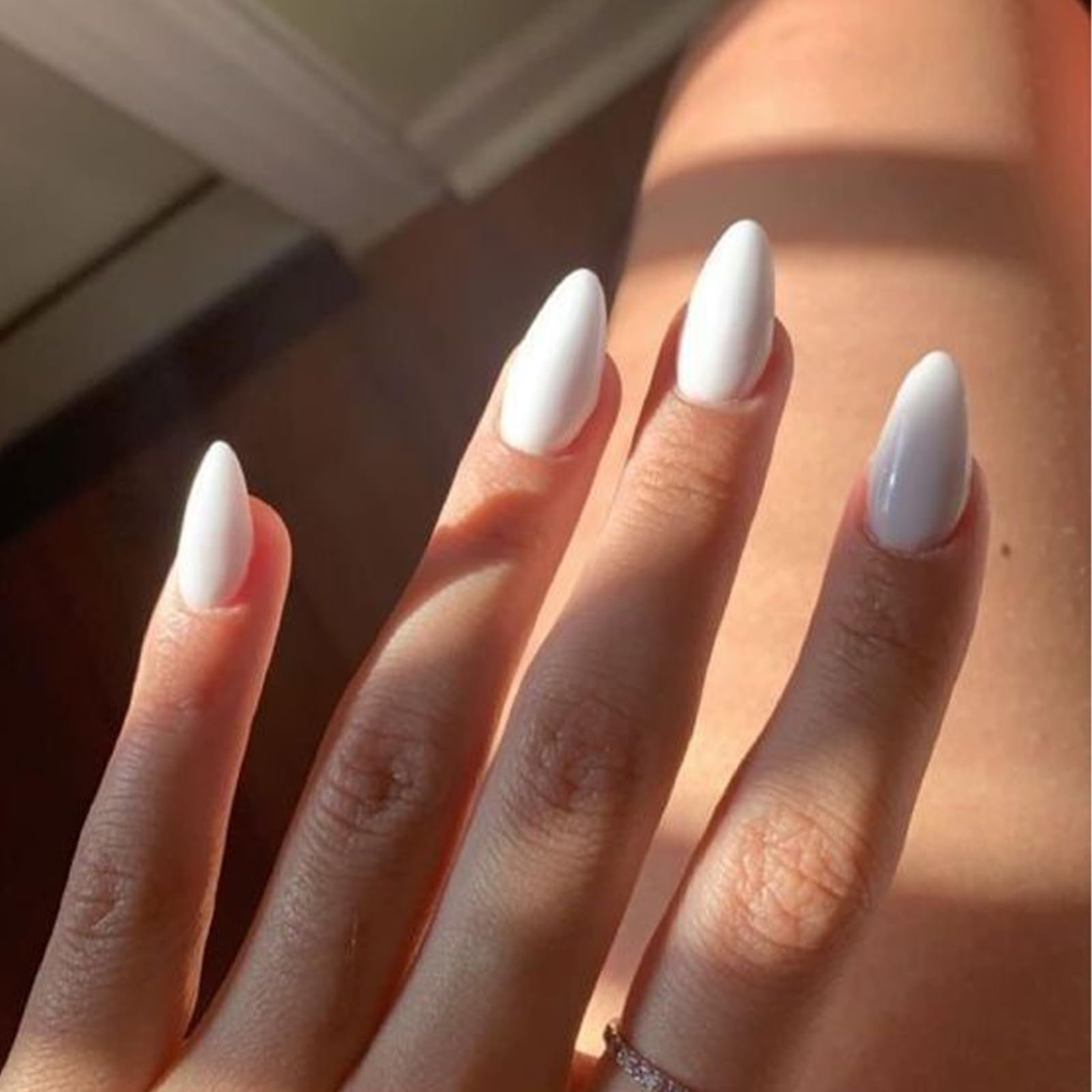 Modelones White Press on Nails Almond, Short Almond Fake Nails, Reusable Nail Kit with Nail Glue Adhesive Tabs Mini Nail File, Nails Press Ons 32Pcs 16 Sizes, Women Girl Gift