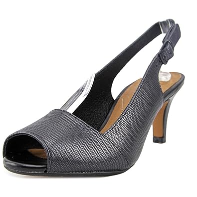 clarks artisan peep toe