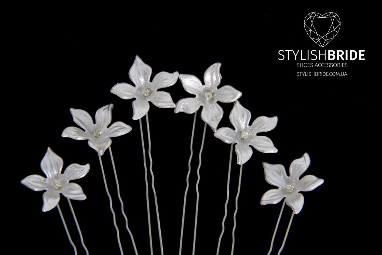 Amazon Com Wedding White Floral Hair Pins Pearl Hair Pins