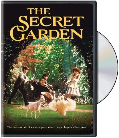 Amazon.com: Anne of Green Gables : Megan Follows, Colleen Dewhurst