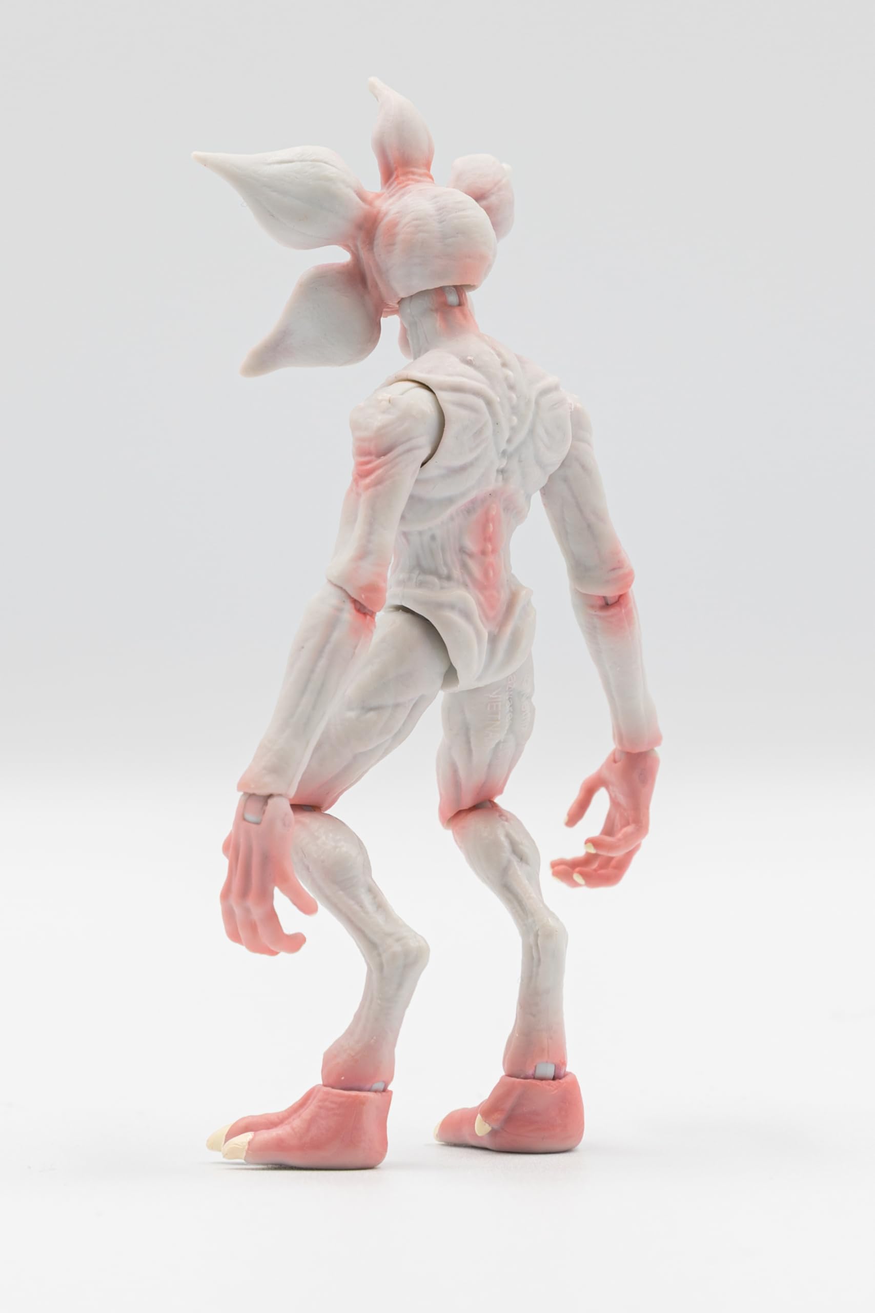 Stranger Things Demogorgon (Season 5) - 4-Inch Articulated Action Figure with Unique Accessory