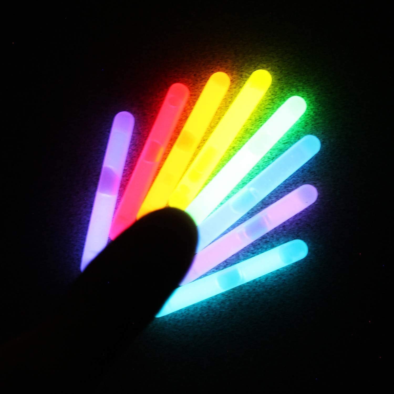 100 pcs Glow Sticks Bulk with 8 Colors for Glow Easter Egg, Kids Glow-in-The-Dark, Easter Party Favors, Christmas Halloween Party Supplies,Easter Basket Stuffers Gift: Toys & Games