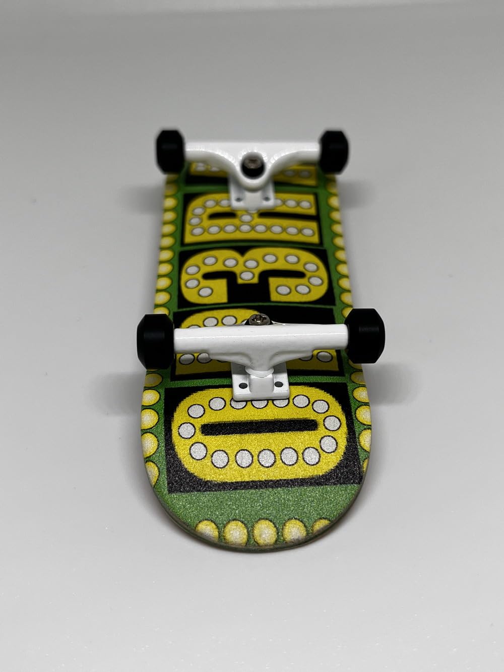 Op3ra Pro Fingerboard Complete 34 * 96mm Maples Wood Deck,UV Printing Graphic-Solid Single Axles Pro Trucks & 5 Urethane Bearing Wheels,-Replace Bushings-Blocks(Green) Edition