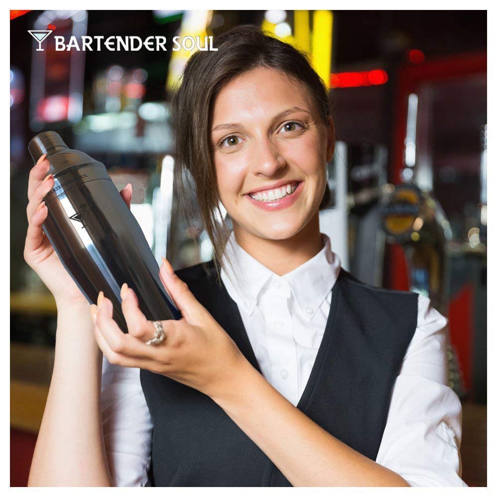 Shaker Cocktail Professionnel de Bartender Soul (750ml) avec Passoire Intégrée - Résistante Acier Inoxydable d\'Épaisseur 0.8mm et Qualité 18/8 304 Réel - Verre Jigger Double et Recettes Inclus