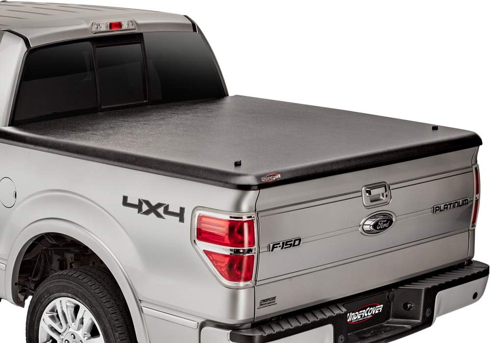Amazon Com Undercover Classic One Piece Truck Bed Tonneau Cover Uc2150 Fits 15 20 Ford F 150 5 5 Bed Automotive