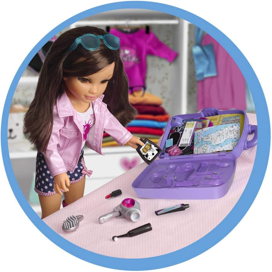 Nancy - Chic Travel to New York, Doll with Suitcase and Accessories for Boys and Girls to 3 Years, Multicoloured, (Famous 700015340) - Image 5