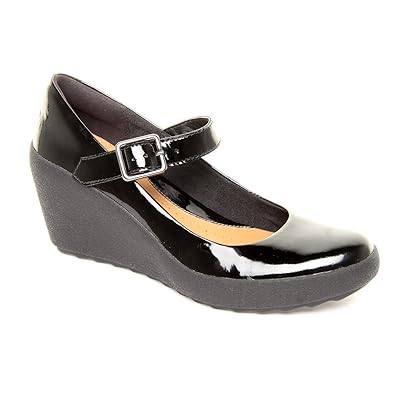 petrina gail wedge sandal