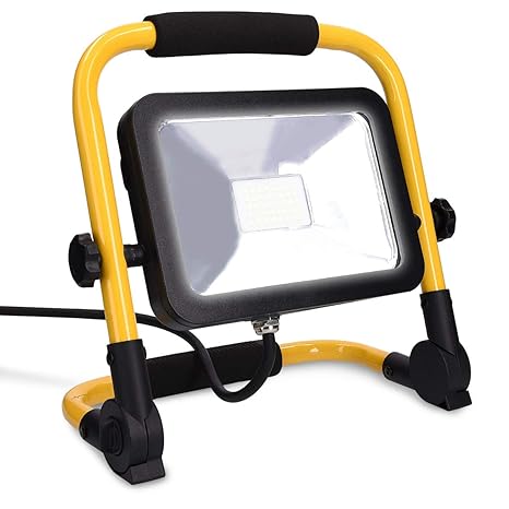 kwmobile LED Baustrahler 20W 2000 Lumen - 3m Netzkabel 6500K IP65 - Baulampe Flutlicht Strahler tragbar - Baustellenlampe Sch