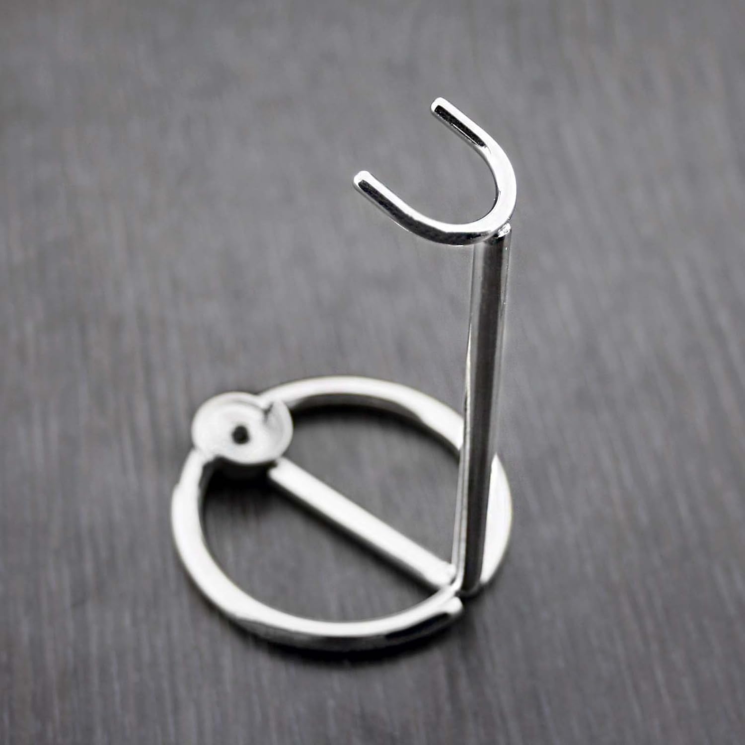 Haryali London Razor Stand - Anti-Rustic Chrome Finish Razor Holder - Zero Waste Shaving Tool Holder, Steel - Image 3