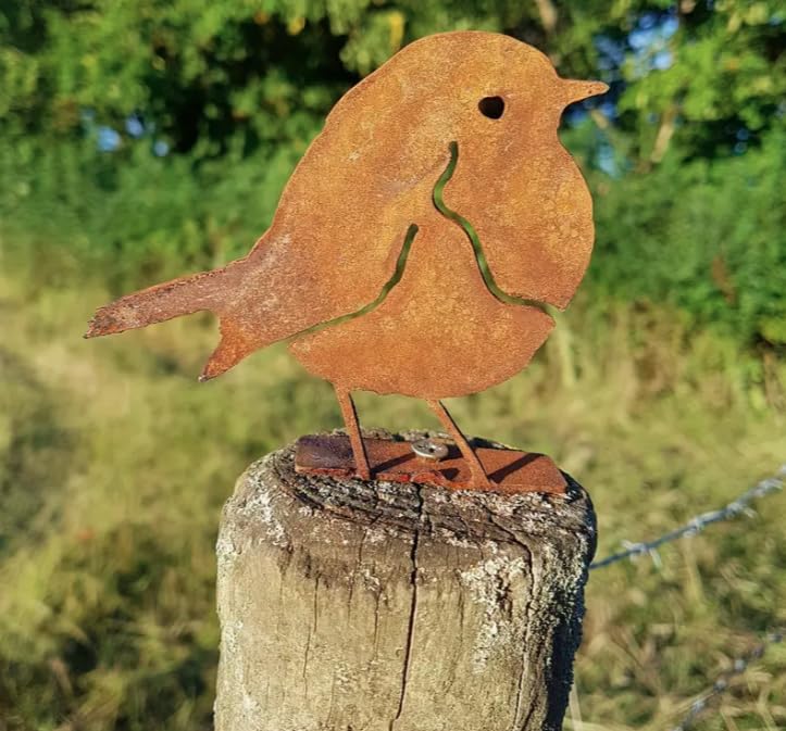 Paranoid Fish Rustic Robin Fence Topper Garden Ornament, Rusty Robin Art