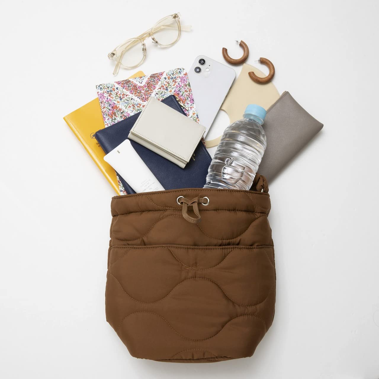 【Ungrid アングリッド ムック本 雑誌付録】2WAYキルティングバッグ ブラウン