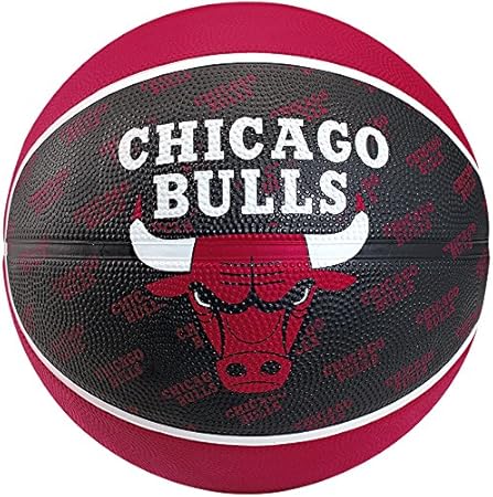 Spalding Team Chicago Bulls Balón de baloncesto, tamaño 5: Amazon ...