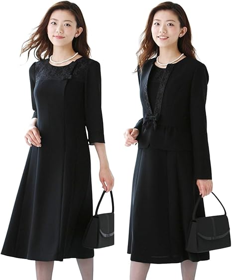 Amazon Nissen ニッセン スーツ 半袖 五分袖 喪服 礼服 飾りリボン付きレース使いノーカラーアンサンブル ノーカラージャケット ヨーク切替前開きワンピース オールシーズン対応 大きいサイズ有 スーツ 通販