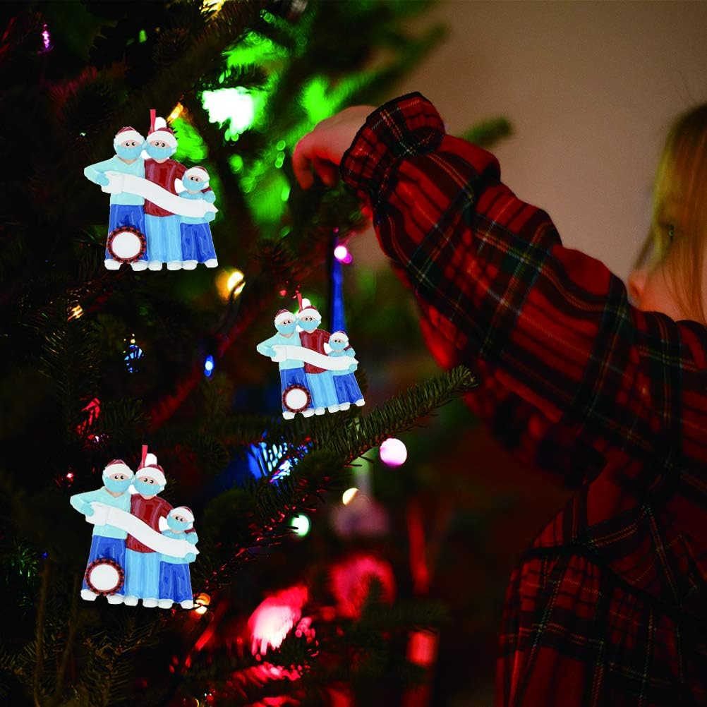 Diy Survived Family Customized Christmas Tree Decorations Creative Personalized Name A Family 1 People Bud K 2 Pack Christmas Ornament Kit With Măŝk Pendants Drops Finials Home Kitchen Inningsbreak Com