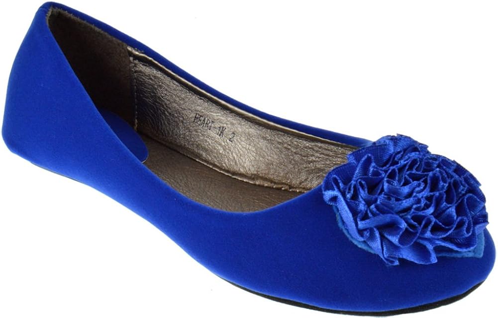 flats with flower on top