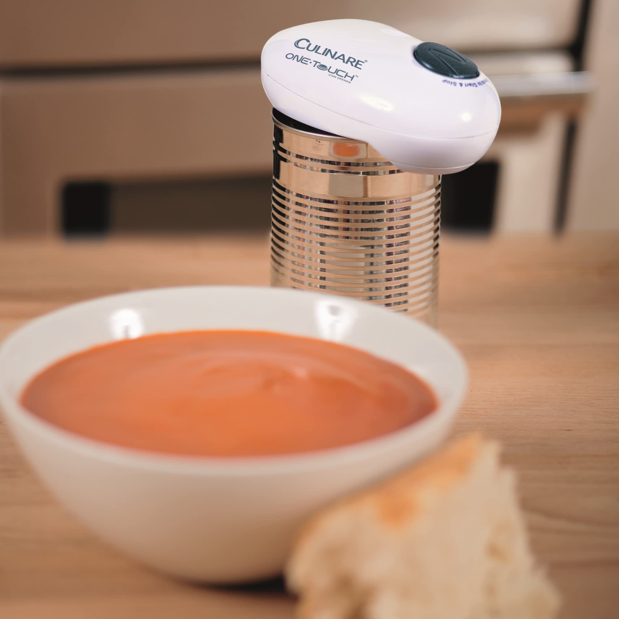 Culinare One Touch Electronic Tin Opener, White, Plastic/Stainless Steel, Automatic Can Opener, Battery Operated/Hands-Free Use/Magnetic Lid Removal, Batteries Not Included