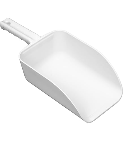 Little Giant 3-Quart Plastic Feed Scoop - Enclosed Design, Measure Marks, Heavy Duty, Stackable, Yellow - View #5