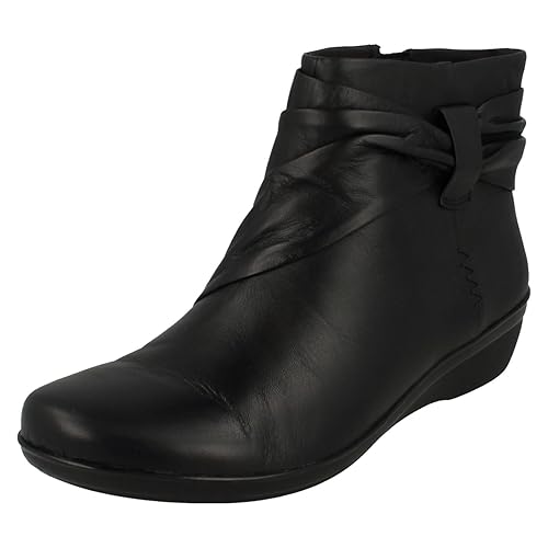 amazon clarks ankle boots