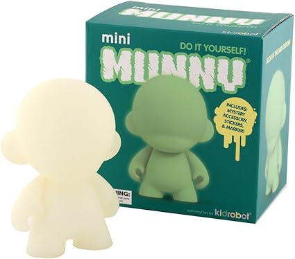 mini munny