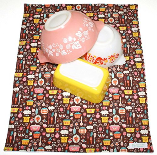 Dish Drying Mat - Pet Placemat - Appliance Mat - Kitchen Mat - Retro Kitchen Print on Brown - 16"x20" - Thumbnail 3