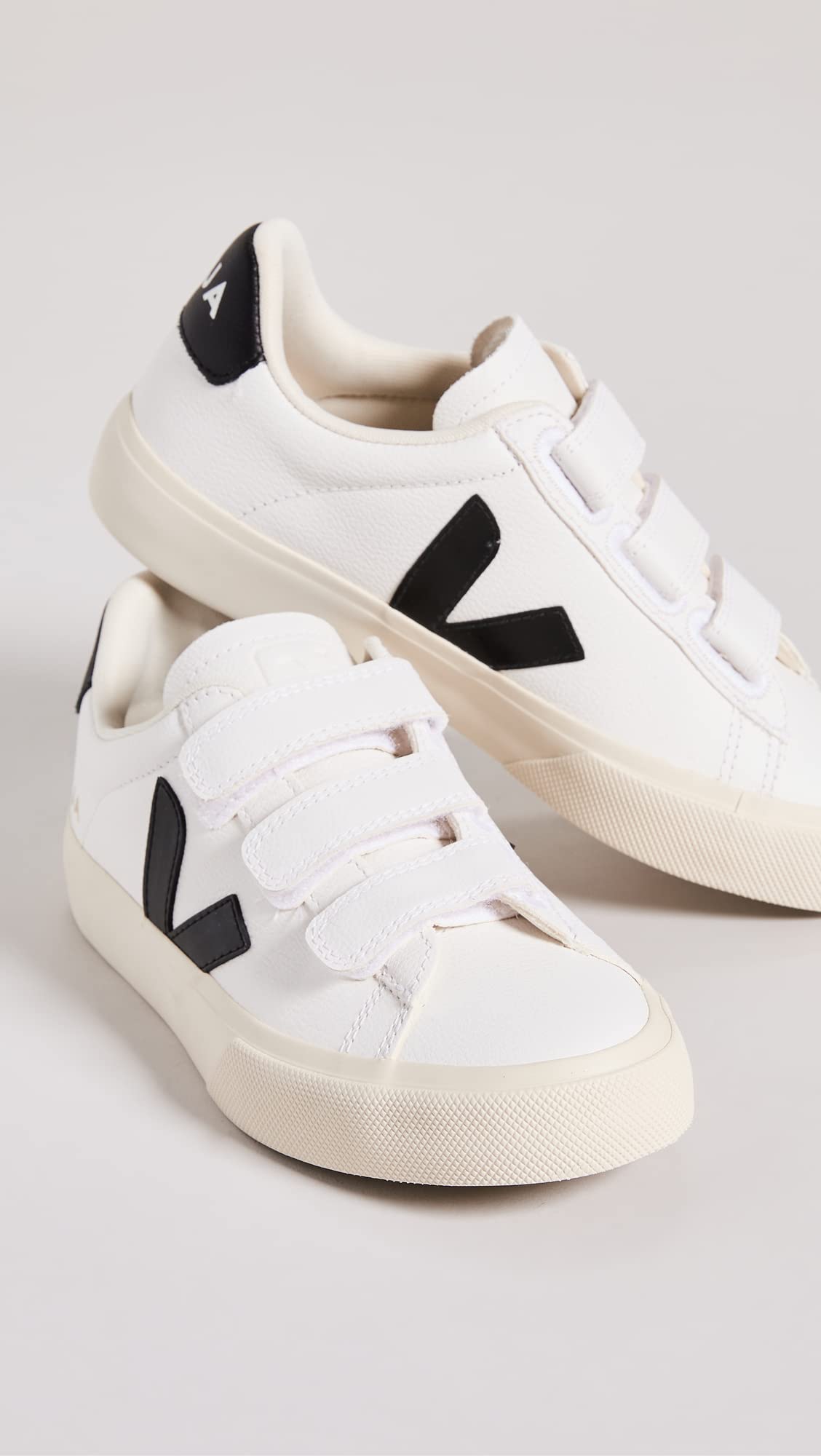 Veja Women's Recife Logo Sneakers, Extra White/Black, 7 Medium US