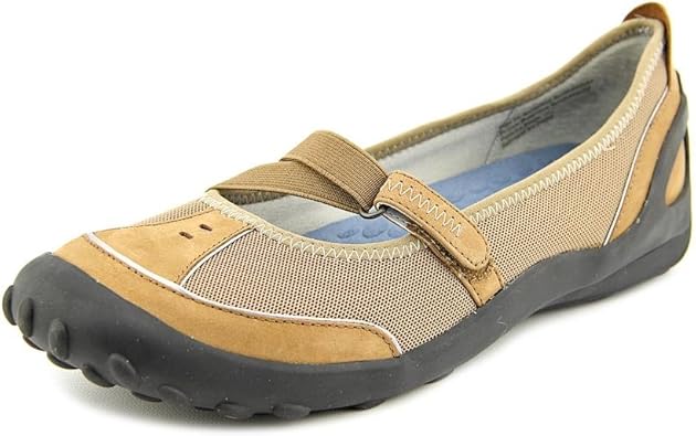 privo by clarks acacia