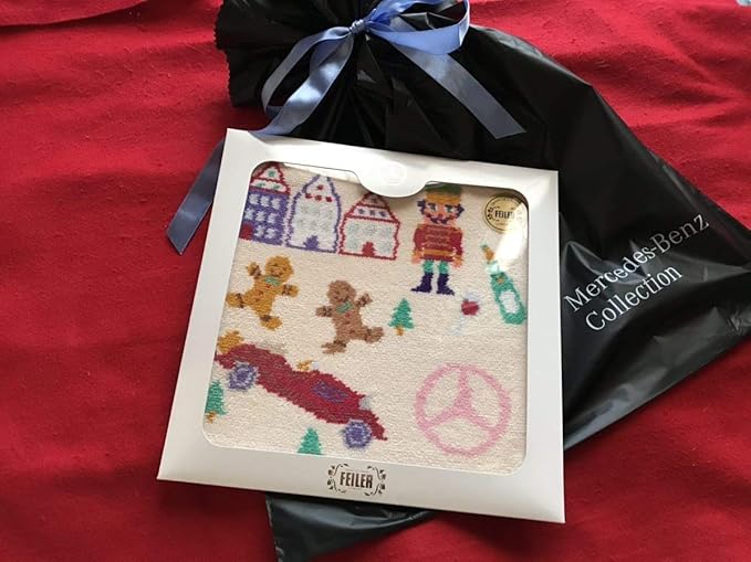 Amazon Co Jp メルセデス ベンツ コレクション 限定 コラボ フェイラー タオル ハンカチfeiler タオルハンカチmercedes Benz ホビー 通販