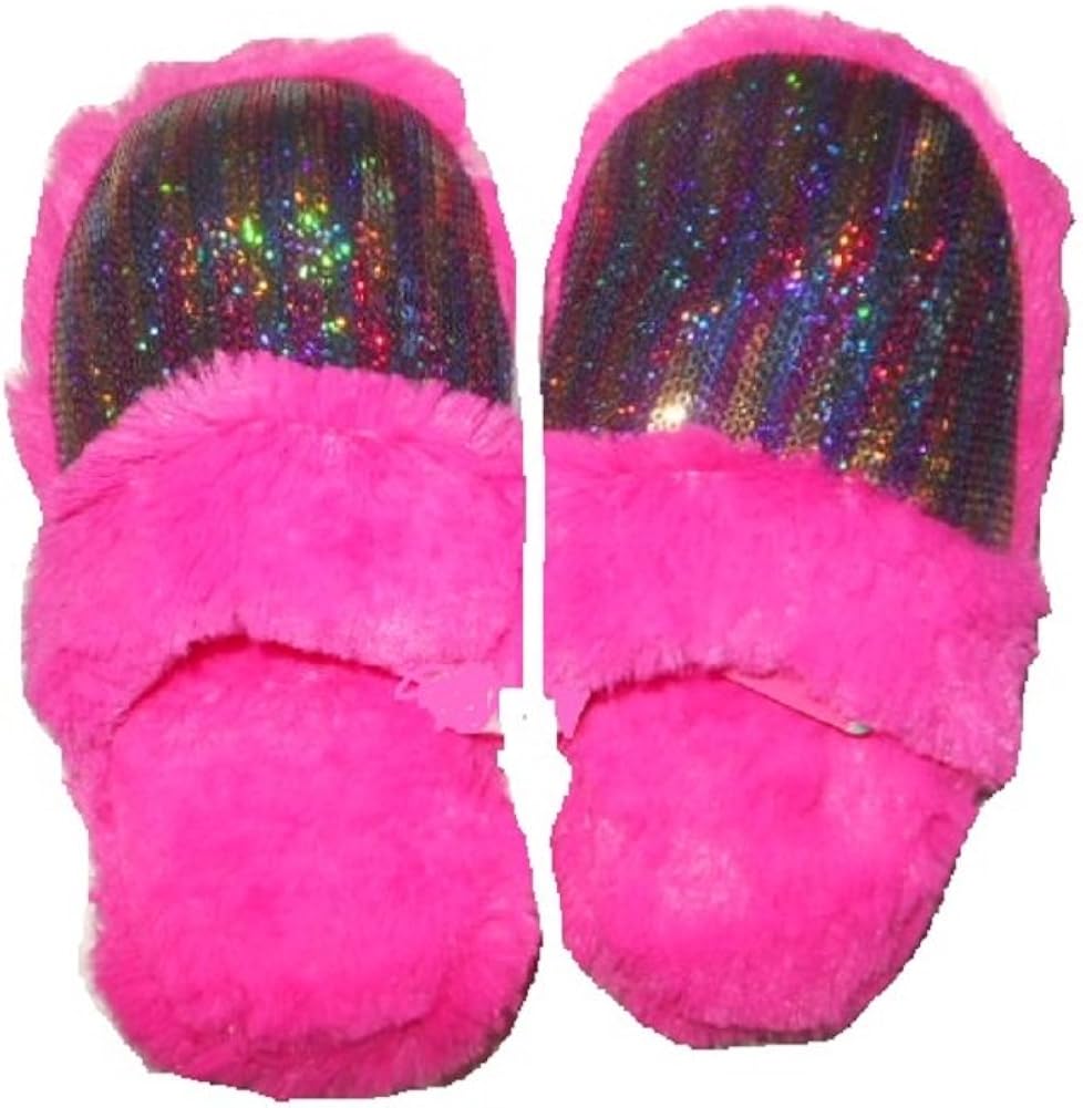 xhilaration plush slippers