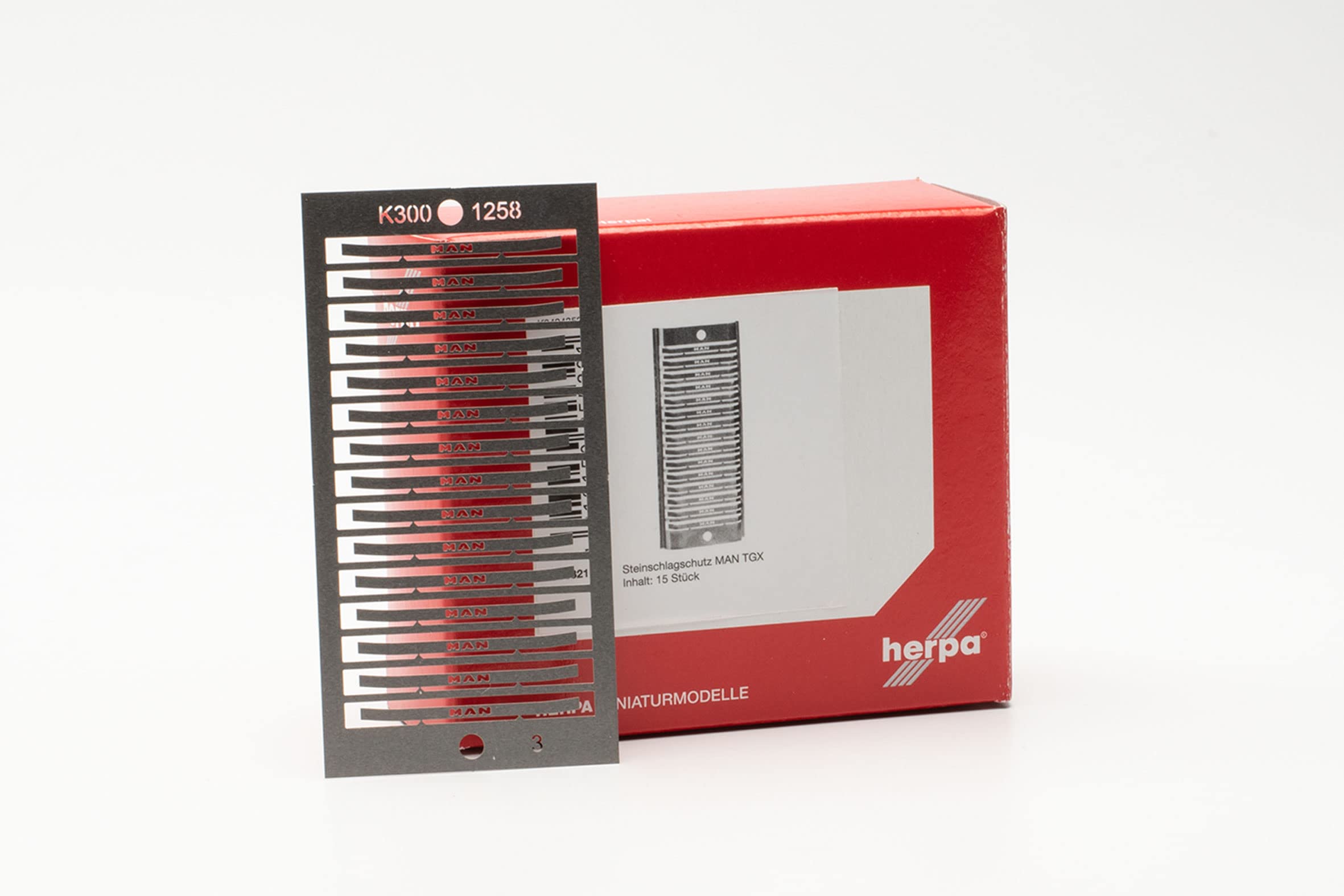 herpa 055321 Stone Chip Protection, Man TGX, (Pack of 15) Crafts, Accessories, Model Making, White