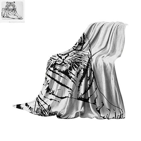 Amazoncom Safari Throw Blanket Sketch Of A Posing Tiger
