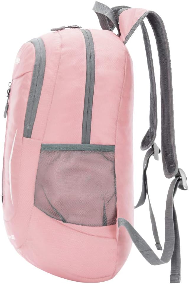 ZOMAKE Ultra Lightweight Packable Backpack, 25L Small Water Resistant