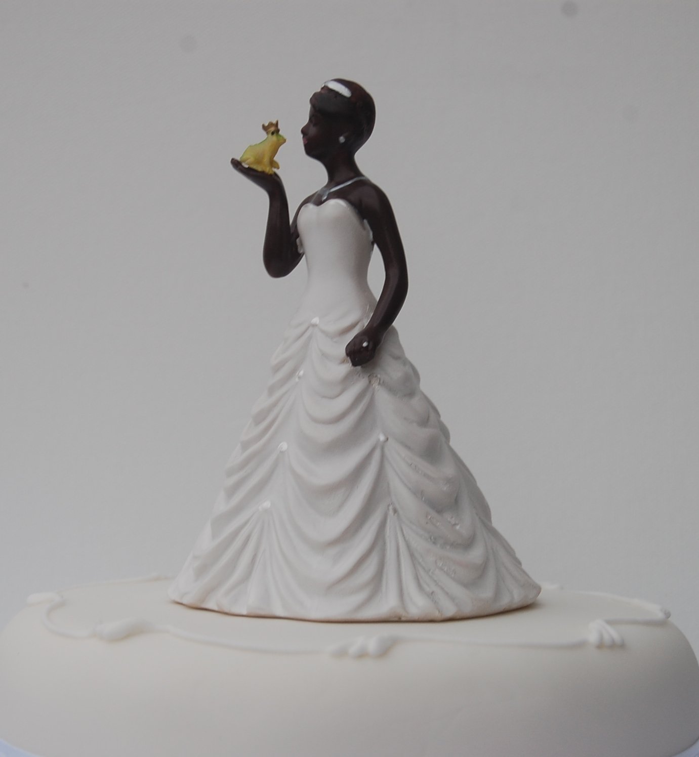 DreamWedding-UK Dark Skin African/Caribbean or Interracial Couple Wedding Cake Toppers, Artificial Resin, Black, 5 x 12 x 12 cm