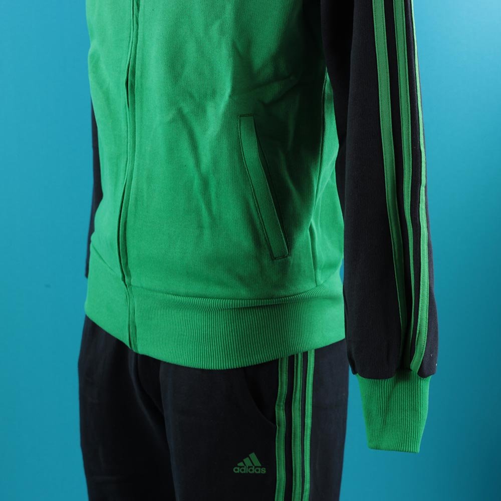 tuta vans nera e oro