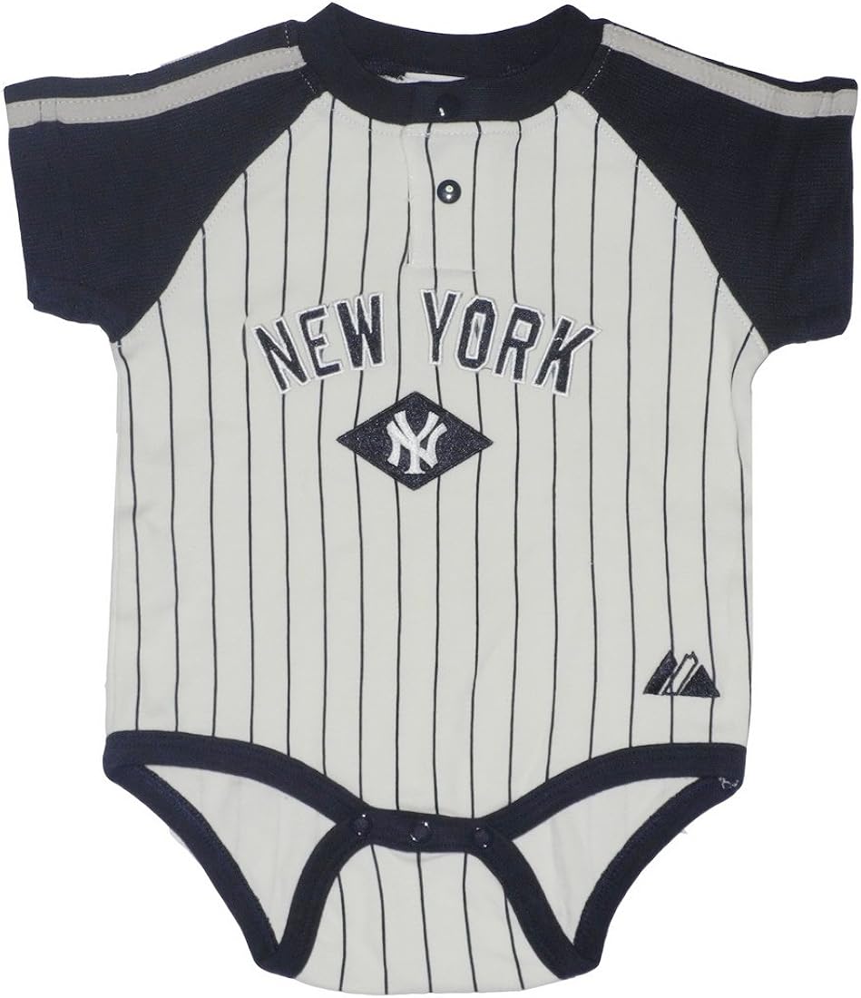 baby yankees onesie