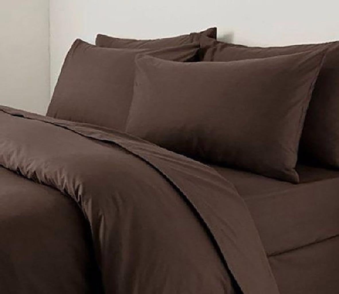 Easy Care plain Double Duvet Cover set – Soft & Breathable Chocolate Bedding Set – Button Closure – Anti Allergy Quilt Cover Set with Pillowcases (Double, Chocolate)