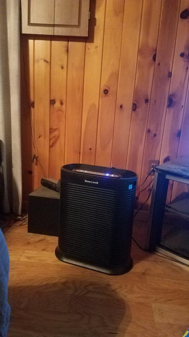 Honeywell HPA200 air purifier showing front grille and control panel