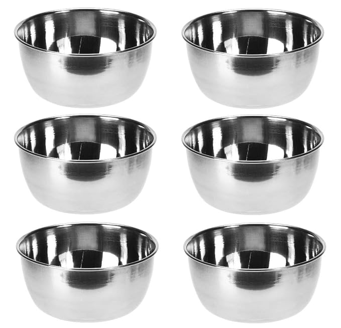 schüssel aus metall