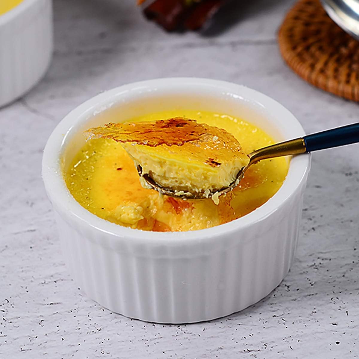 Crema Pasticcera Ciotola Rotonda In Ceramica Con 6 Cucchiai Extra Per Crema Brulee Pirottini Da Forno Per Cottura Budini 8 Oncia 10 2 Cm Dessert Souffle Gelato E Torta Di Lava Pentole Padelle