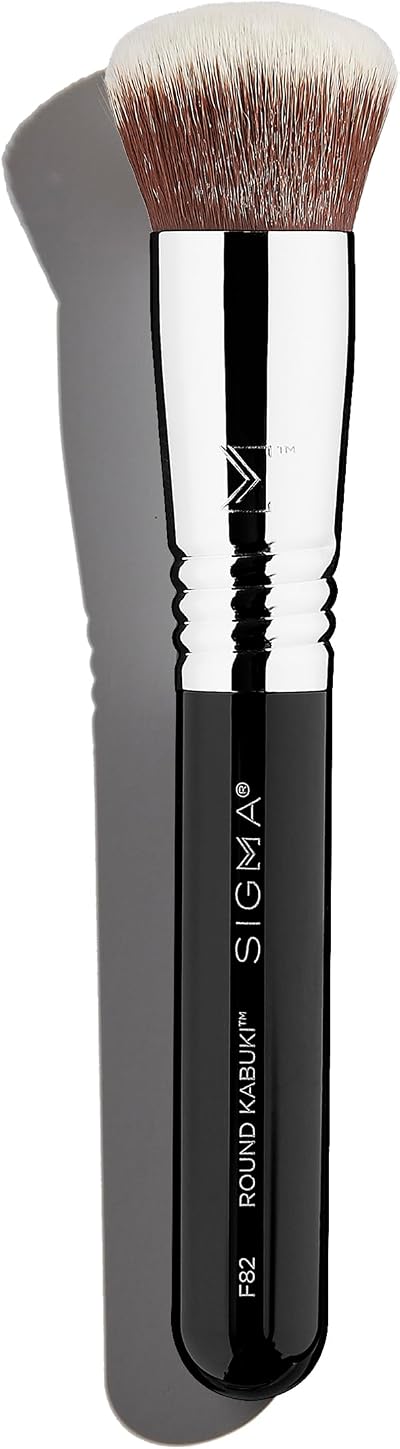Sigma F82 Round Kabuki Foundation Brush - Vegan, Hypoallergenic, Synthetic