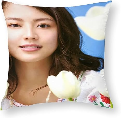 Amazon Co Jp 長澤まさみ 枕お昼寝枕クッション枕肌はとてもかわいい 柔らかく スタイリッシュ かわいい車の枕 かわいい製品装飾ギフト18 18 ホーム キッチン