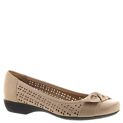 clarks collection women's propose band flats